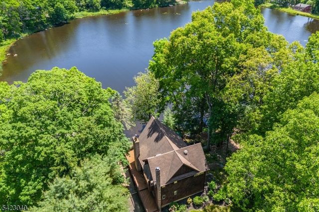 43 Croft Rd, Jefferson Twp., NJ 07849