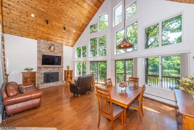43 Croft Rd, Jefferson Twp., NJ 07849