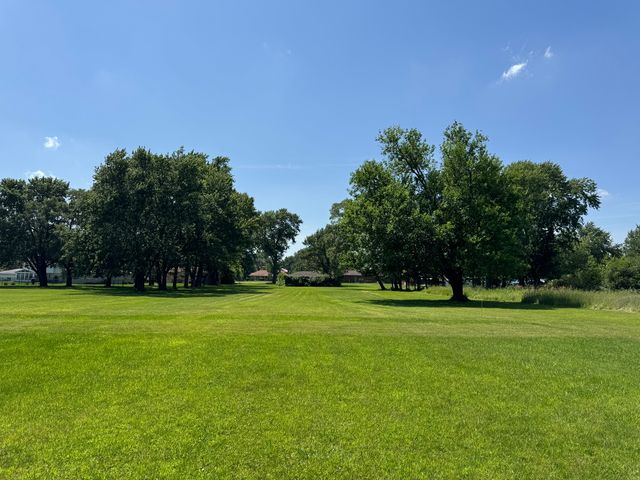6605 Oak Forest Avenue, Tinley Park, IL 60477