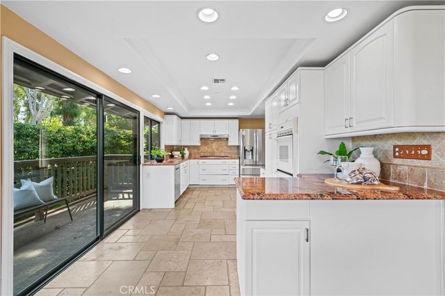 3 Lago Norte 2, Irvine, CA 92612