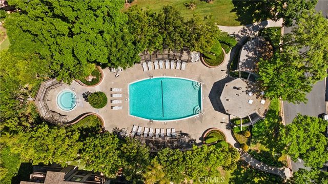 3 Lago Norte 2, Irvine, CA 92612
