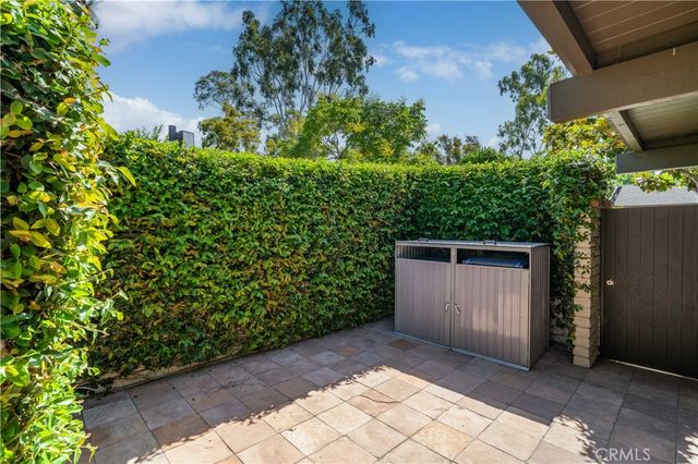 3 Lago Norte 2, Irvine, CA 92612