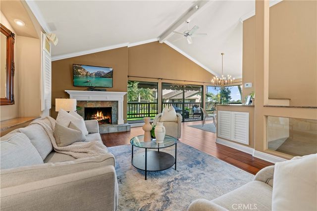 3 Lago Norte 2, Irvine, CA 92612
