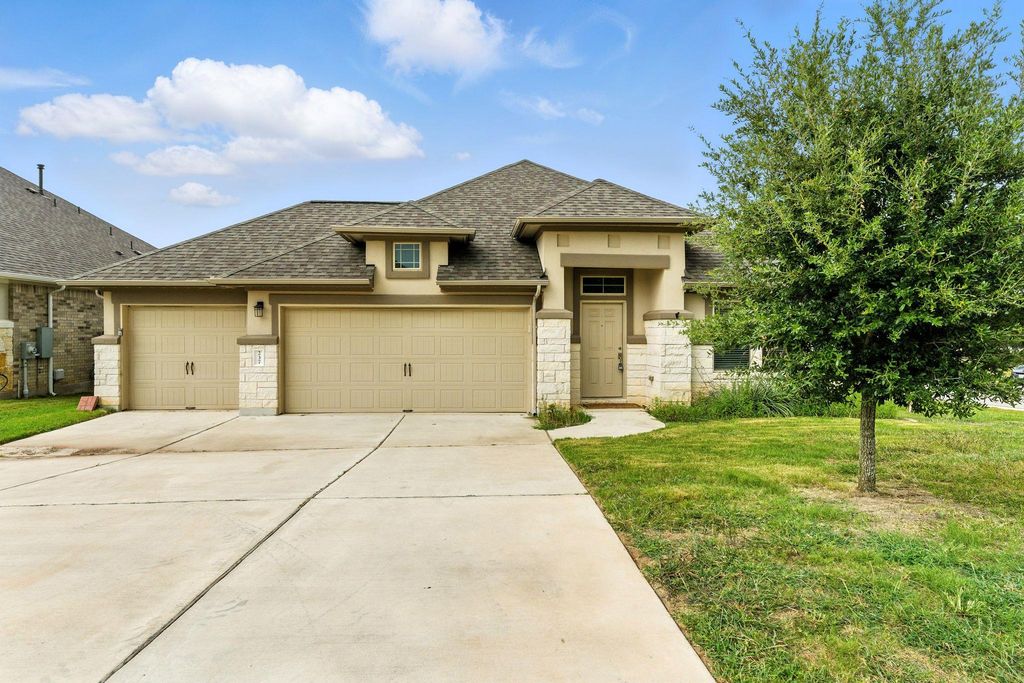 237 Red Granite DR, Dripping Springs, TX 78620