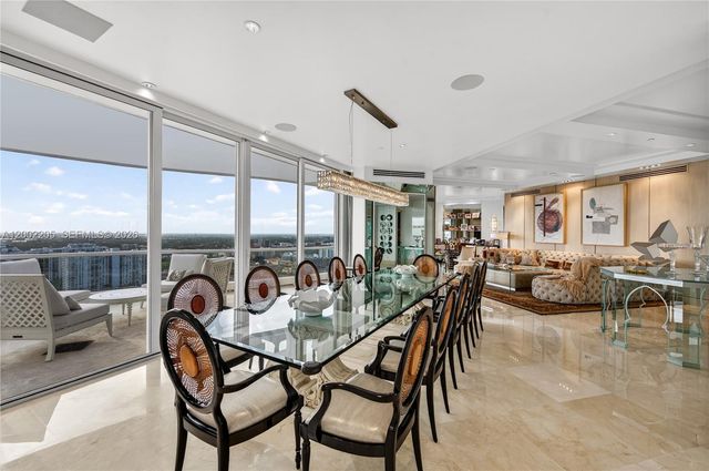 7000 Island Blvd PH-02, Aventura, FL 33160