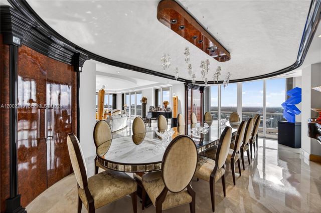 7000 Island Blvd PH-02, Aventura, FL 33160