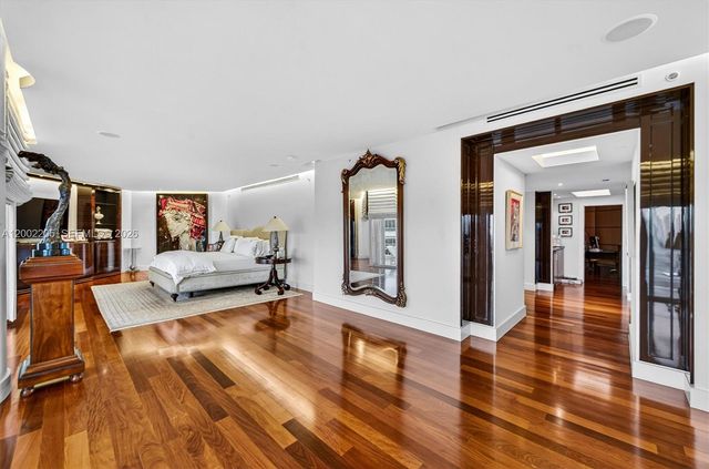 7000 Island Blvd PH-02, Aventura, FL 33160