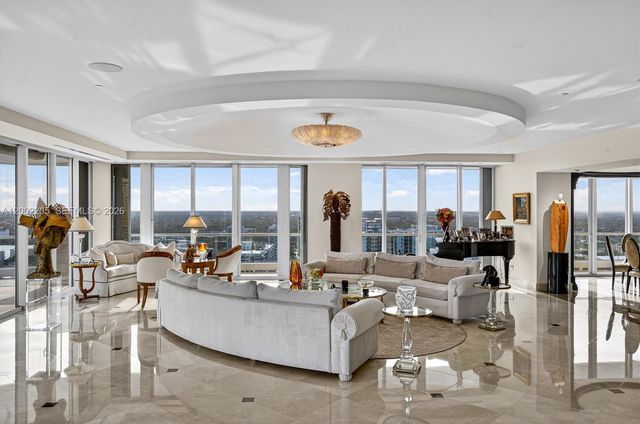 7000 Island Blvd PH-02, Aventura, FL 33160
