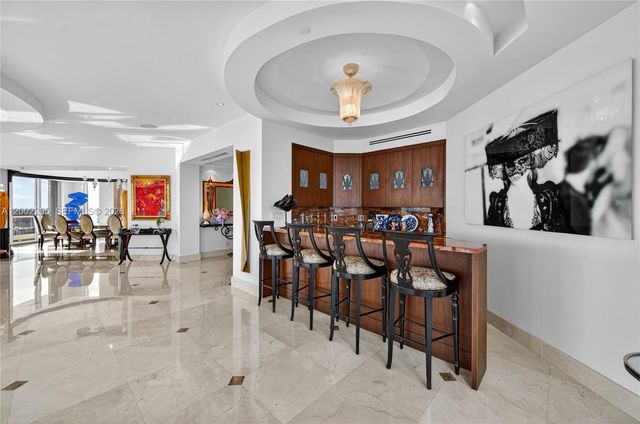 7000 Island Blvd PH-02, Aventura, FL 33160