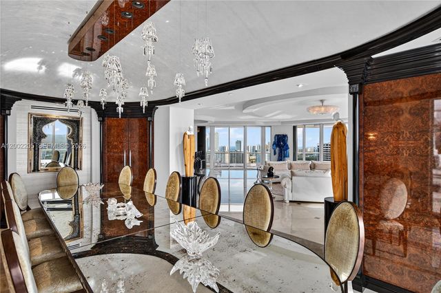 7000 Island Blvd PH-02, Aventura, FL 33160