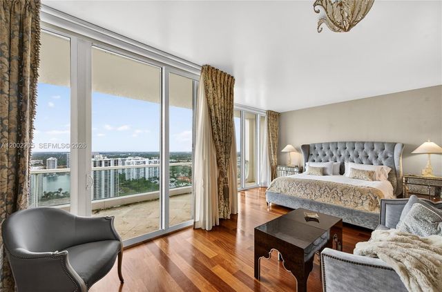 7000 Island Blvd PH-02, Aventura, FL 33160