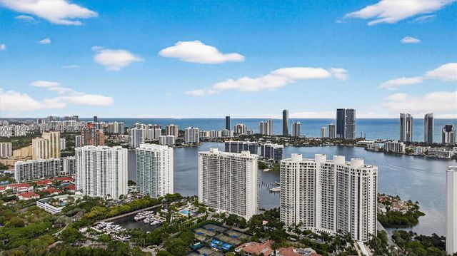 7000 Island Blvd PH-02, Aventura, FL 33160
