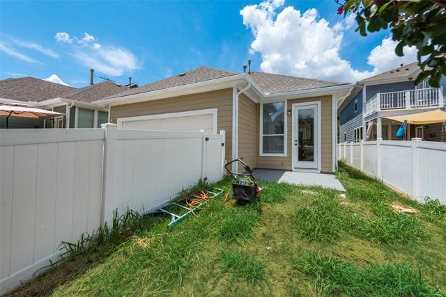 1128 Spanish Moss Drive, Savannah, TX 76227