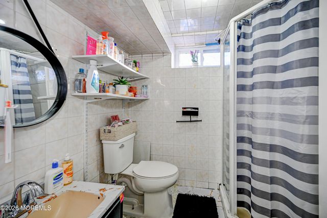 28 Spring Street, Freehold, NJ 07728