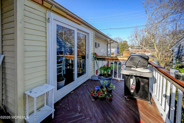 28 Spring Street, Freehold, NJ 07728