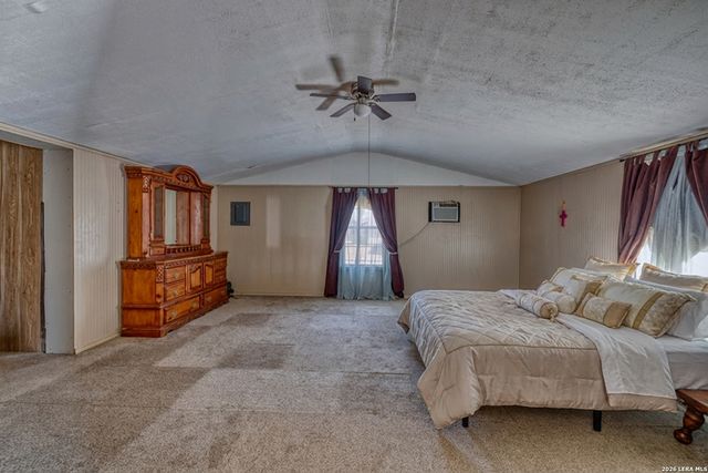 303 19th, Carrizo Springs, TX 78834