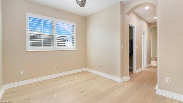 1771 Sarazen PL, Naples, FL 34120