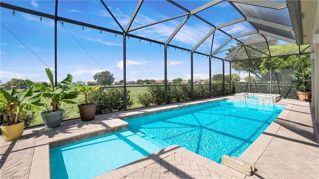 1771 Sarazen PL, Naples, FL 34120