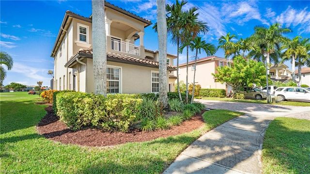 1771 Sarazen PL, Naples, FL 34120