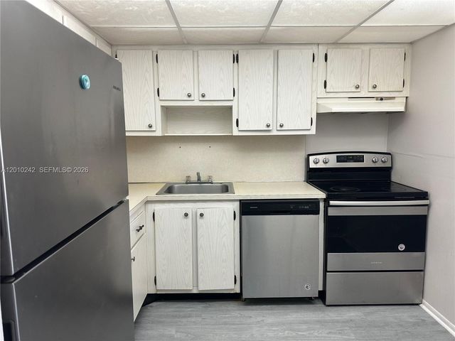 16851 NE 23rd Avenue A409, North Miami Beach, FL 33160