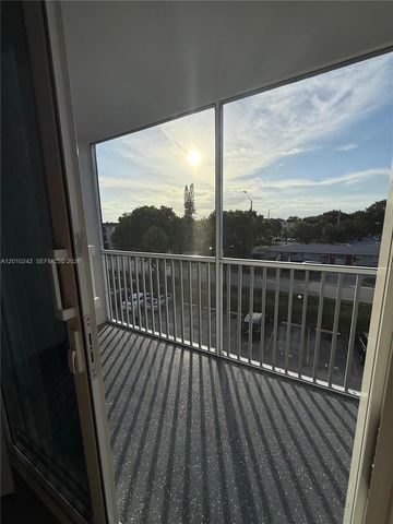 16851 NE 23rd Avenue A409, North Miami Beach, FL 33160