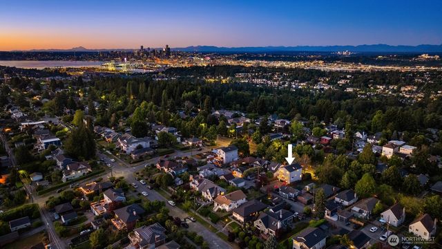 5625 35th Avenue SW, Seattle, WA 98126