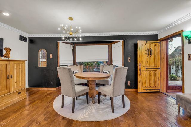 930 Saverien Dr, Sacramento, CA 95864