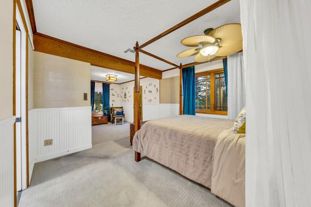 930 Saverien Dr, Sacramento, CA 95864