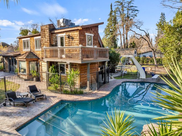 930 Saverien Dr, Sacramento, CA 95864