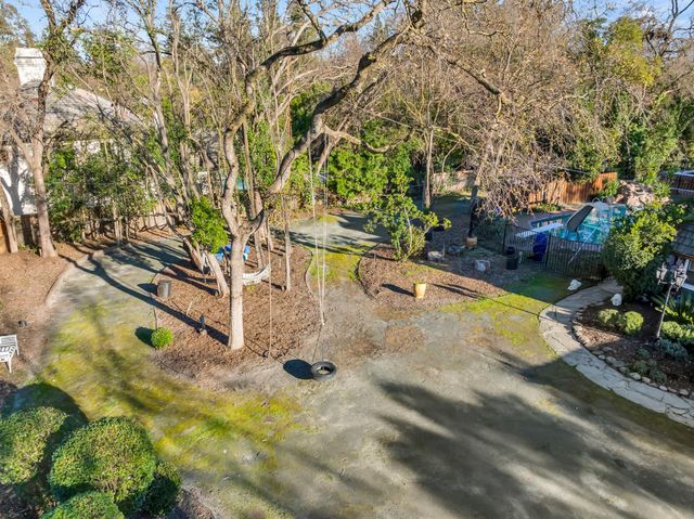 930 Saverien Dr, Sacramento, CA 95864