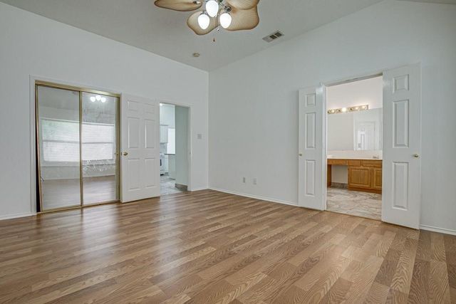 301 Rain Tree Drive, Sunnyvale, TX 75182