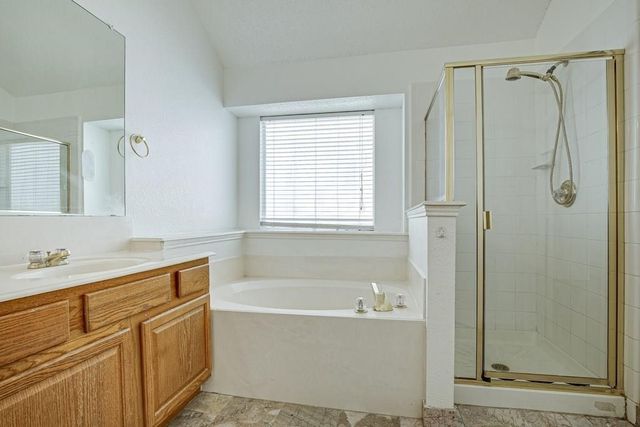 301 Rain Tree Drive, Sunnyvale, TX 75182