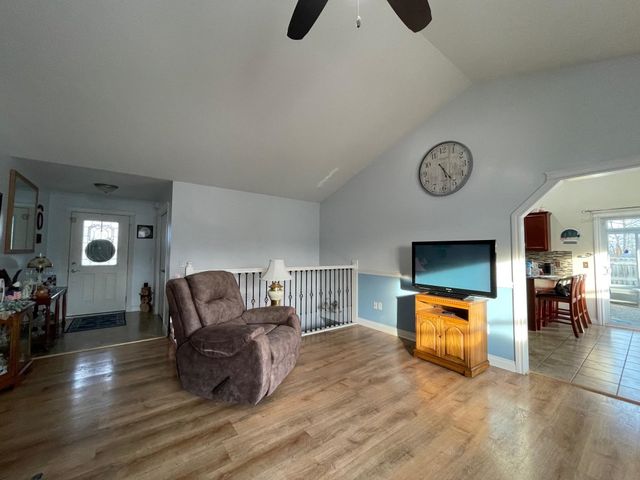 2148 Ferguson Drive, Bay City, MI 48706