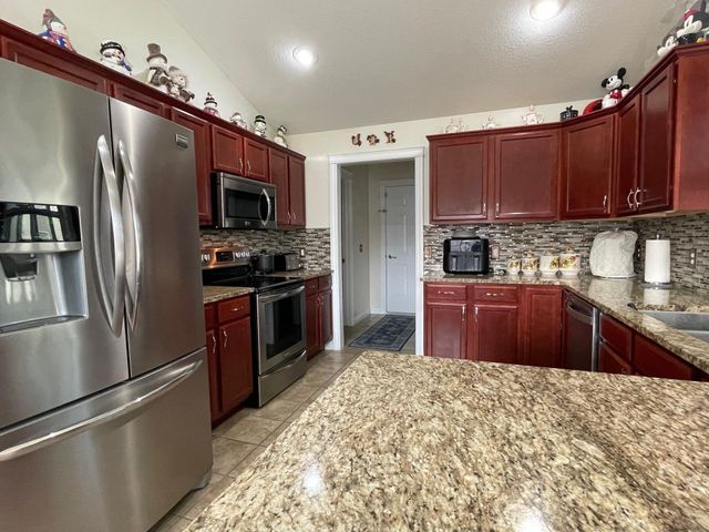 2148 Ferguson Drive, Bay City, MI 48706