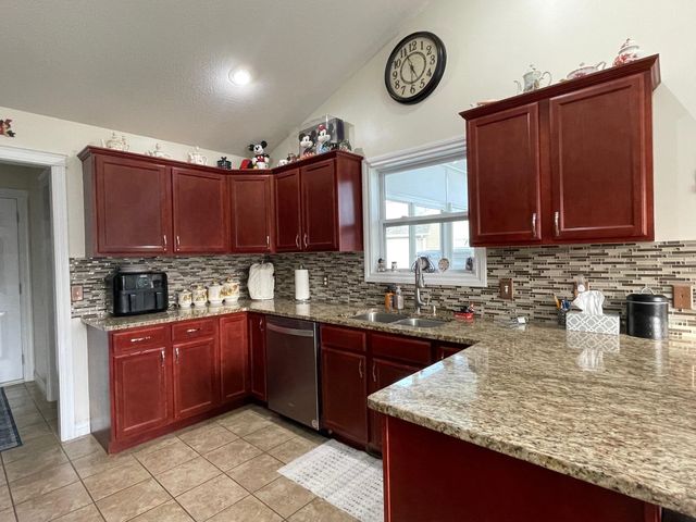 2148 Ferguson Drive, Bay City, MI 48706