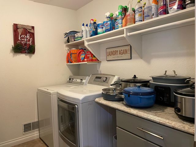 2148 Ferguson Drive, Bay City, MI 48706