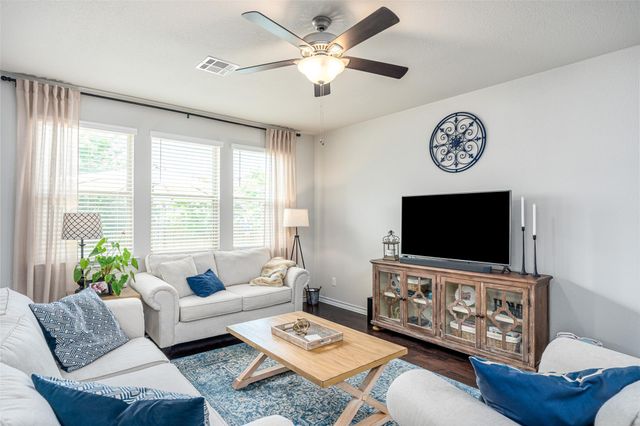 237 Magna LN, Liberty Hill, TX 78642
