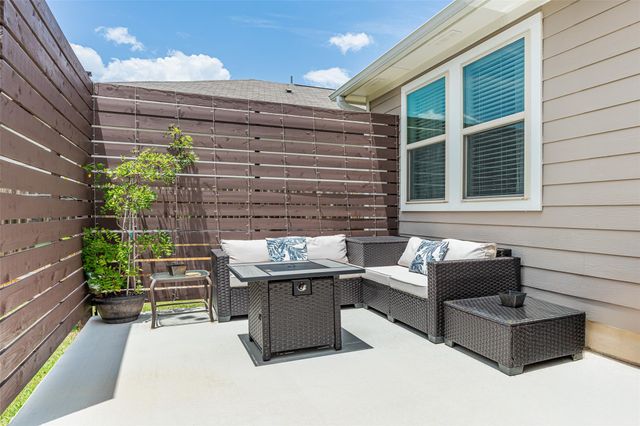 237 Magna LN, Liberty Hill, TX 78642