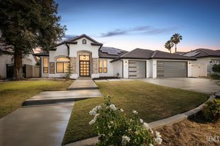 1205 Beckenham Parkway, Bakersfield, CA 93311