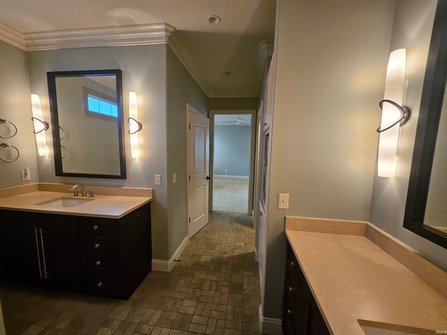 1709 Riverview Court, Evansville, IN 47713