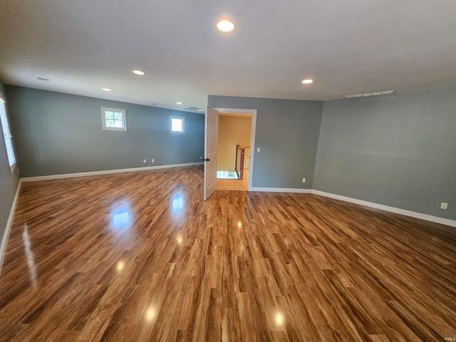 1709 Riverview Court, Evansville, IN 47713