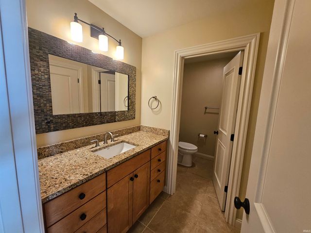 1709 Riverview Court, Evansville, IN 47713