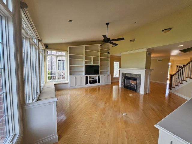 1709 Riverview Court, Evansville, IN 47713