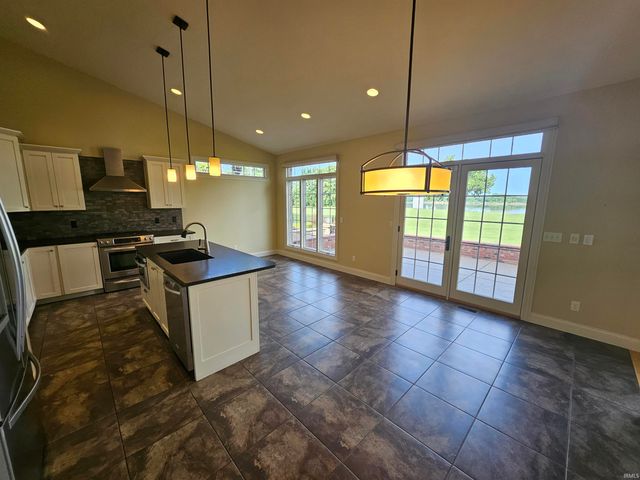 1709 Riverview Court, Evansville, IN 47713