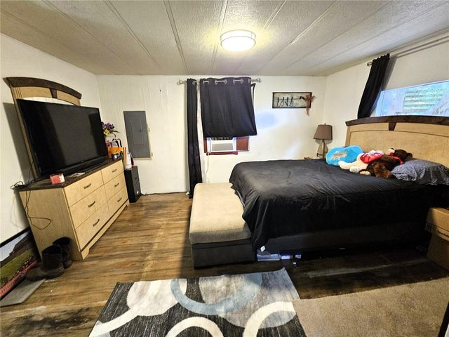 4211 LOWELL LANE, Zephyrhills, FL 33541