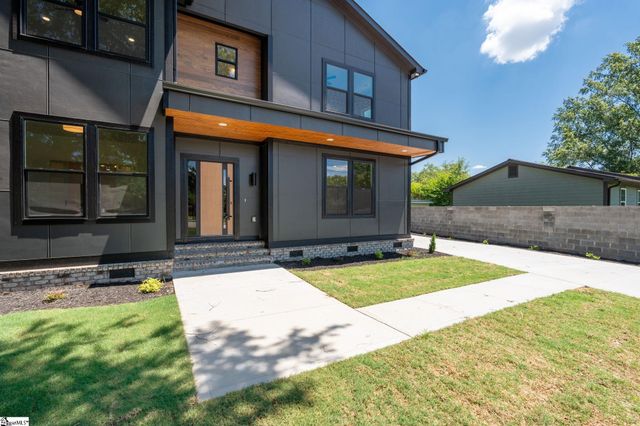 3 Rochester Street, Greenville, SC 29611