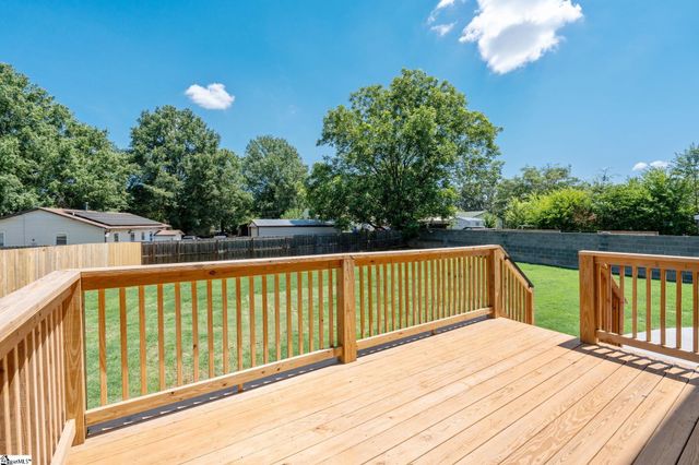 3 Rochester Street, Greenville, SC 29611