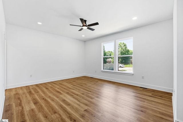 3 Rochester Street, Greenville, SC 29611