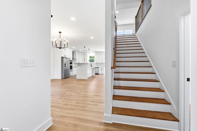 3 Rochester Street, Greenville, SC 29611