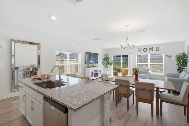 9418 WESTSIDE HILLS DRIVE, Davenport, FL 33896
